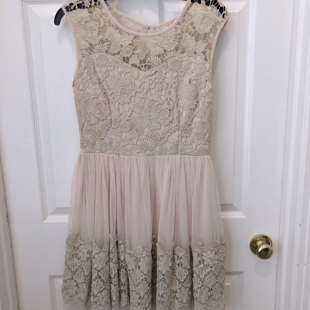 Soie blue anthro lace tulle dress beige S midi